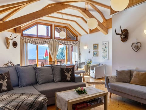 Apartment | Living area