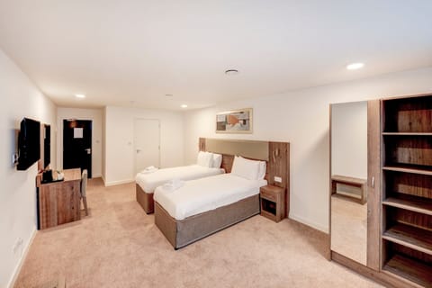 Standard Double or Twin Room | Desk, soundproofing, free WiFi, bed sheets