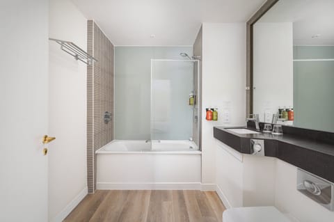 In-room safe, desk, soundproofing, iron/ironing board