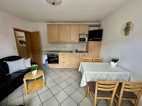 Apartment | Private kitchen | Microwave, dishwasher, coffee/tea maker, highchair