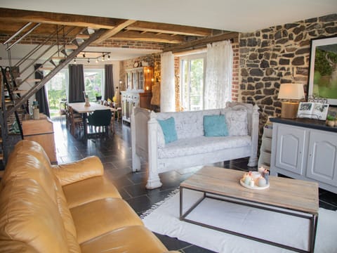 Cottage | Living area