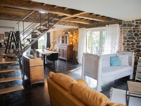 Cottage | Living area