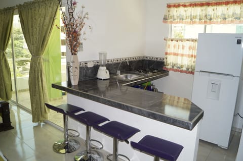 Family Studio | Private kitchenette | Microwave