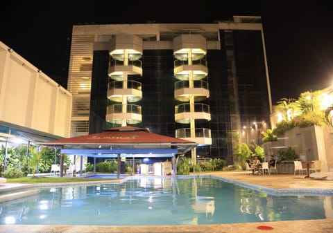 Outdoor pool, sun loungers