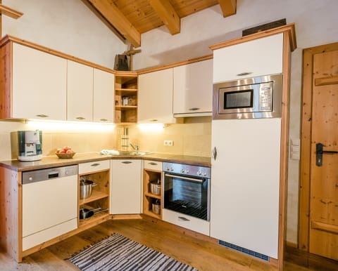 Chalet, 2 Bedrooms, Terrace (Kitzstodl) | Private kitchen