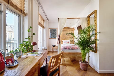 Superior Single Room | Premium bedding, in-room safe, free WiFi, bed sheets