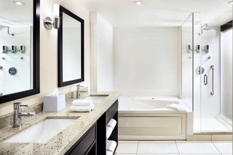 Suite, 1 King Bed, Fireplace | Bathroom | Bathtub, free toiletries, hair dryer, towels