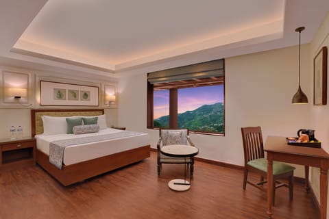 Deluxe King Room with Valley | Premium bedding, memory foam beds, in-room safe, desk