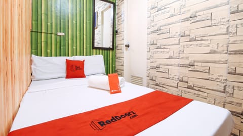 Standard Room | Free WiFi, bed sheets