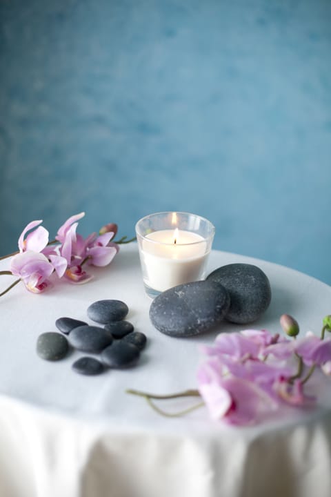 Sauna, steam room, body treatments, aromatherapy, hot stone massages