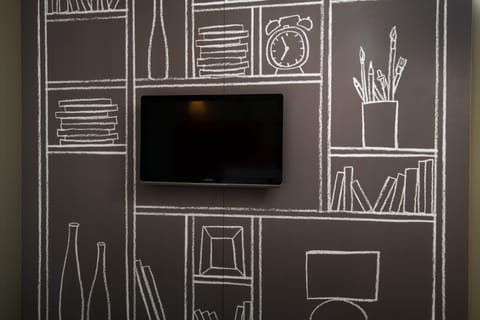 Standard Room, 1 Double Bed | Desk, free WiFi, bed sheets, alarm clocks