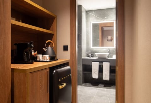 Junior Suite Presidencial | Bathroom | Free toiletries, hair dryer, bidet, towels