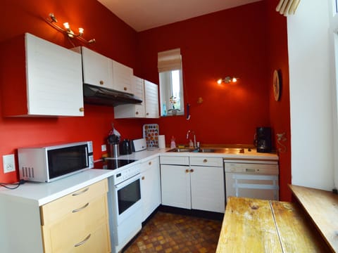 House | Private kitchen | Fridge, microwave, dishwasher, coffee/tea maker