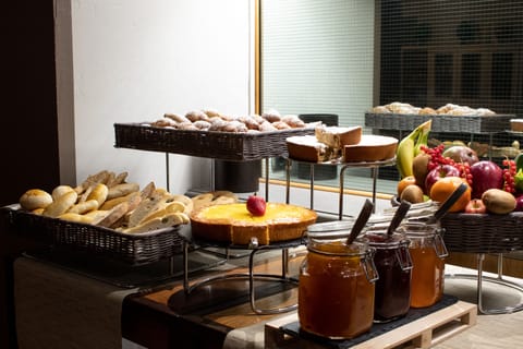 Daily buffet breakfast (EUR 12.50 per person)