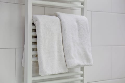 Double Room, Terrace | Bathroom | Towels