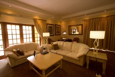 Suite, 1 King Bed | Minibar, in-room safe, desk, free WiFi