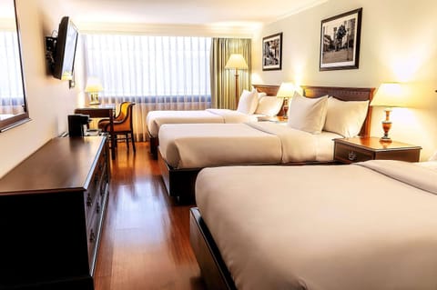 Premium Room, 3 Twin Beds, Non Smoking | Select Comfort beds, free minibar items, in-room safe, desk