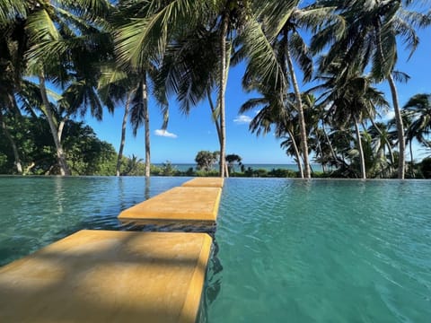 2 outdoor pools, sun loungers