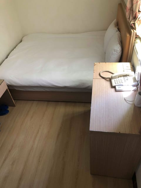 Standard Double Room | Desk, blackout drapes, free WiFi, bed sheets