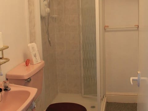 Suite, Ensuite (4 Persons) | Bathroom