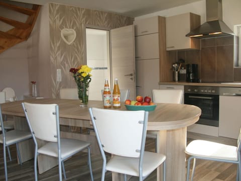 House | Private kitchen | Highchair