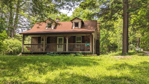 Cottage, Multiple Beds, Kitchen | Bed sheets