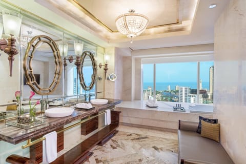 Presidential Suite, 1 King Bed (Skyline view) | Bathroom | Separate tub and shower, deep soaking tub, rainfall showerhead