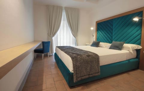 Double Room | Premium bedding, down comforters, memory foam beds, minibar
