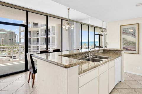 Condo, Multiple Beds, Balcony, Ocean View (SUNCHASE IV 526) | Private kitchen | Full-size fridge, microwave, oven, stovetop