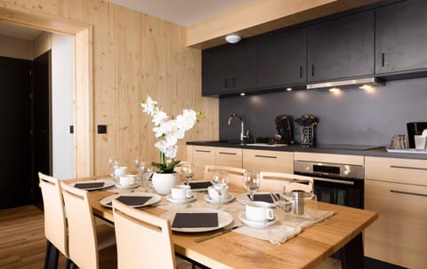 Comfort+ Apartment 4 rooms 8 people | Private kitchen | Fridge, microwave, stovetop, dishwasher