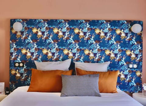 In-room safe, desk, soundproofing, iron/ironing board