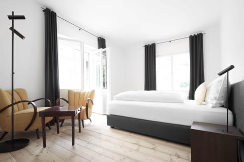 Deluxe Double Room, Balcony | Premium bedding, down comforters, free WiFi, bed sheets