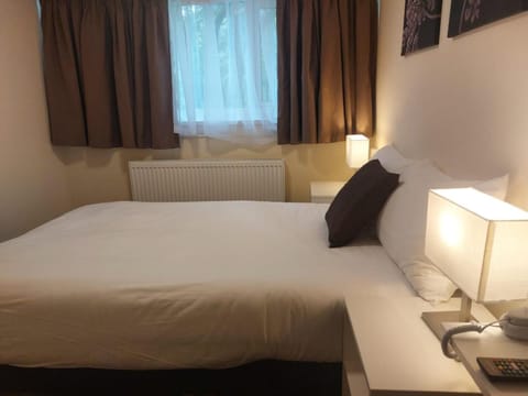 Premium bedding, free WiFi, bed sheets, wheelchair access