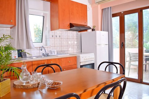 Superior Apartment | Private kitchen | Fridge, stovetop, espresso maker, coffee/tea maker