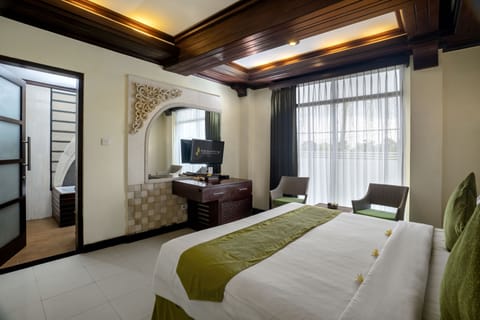 Superior Room | 1 bedroom, minibar, in-room safe, individually decorated