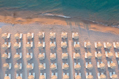 Private beach, sun loungers, beach umbrellas, beach towels