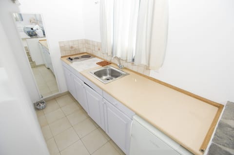 Superior Studio, Sea View | Private kitchenette | Full-size fridge, espresso maker, electric kettle