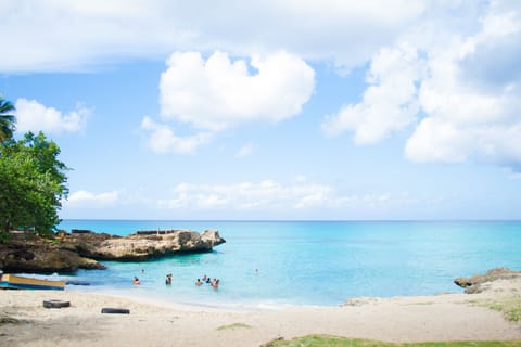 Beach nearby, beach shuttle