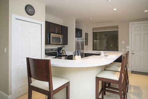 Condo, 2 Bedrooms, Mountain View | Private kitchen | Full-size fridge, microwave, dishwasher, coffee/tea maker