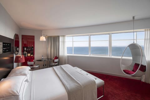 Premium Double Room | Premium bedding, minibar, in-room safe, desk