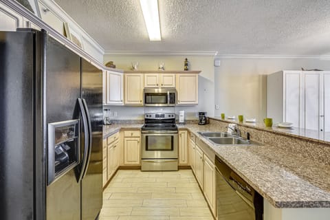 Condo, 2 Bedrooms, Balcony, Ocean View (1404) | Private kitchen | Full-size fridge, microwave, coffee/tea maker, toaster