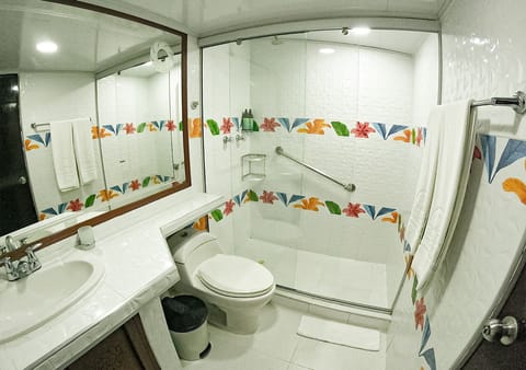 Junior Suite | Bathroom | Towels