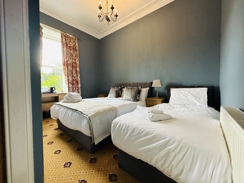 Room | Soundproofing, iron/ironing board, free WiFi