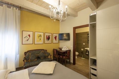 Deluxe Double or Twin Room, Ensuite | 1 bedroom, premium bedding, minibar, individually furnished