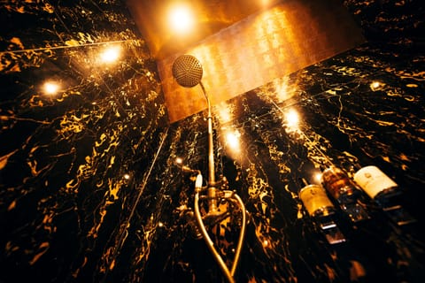 Free toiletries, hair dryer, bathrobes, towels