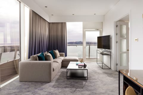 Suite, 1 King Bed, Harbor View (Super King, Tiger Bay, Bay View) | Hypo-allergenic bedding, in-room safe, desk, soundproofing