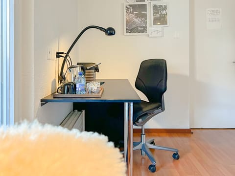 Premium Suite, Balcony | In-room safe, individually decorated, individually furnished, desk