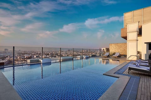 Outdoor pool, sun loungers