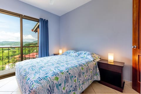 Condo, 2 Bedrooms, Ocean View | 2 bedrooms, bed sheets