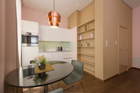 Classic Apartment, 1 Bedroom (incl. 29€ cleaning fee) | Private kitchen | Full-size fridge, microwave, oven, stovetop